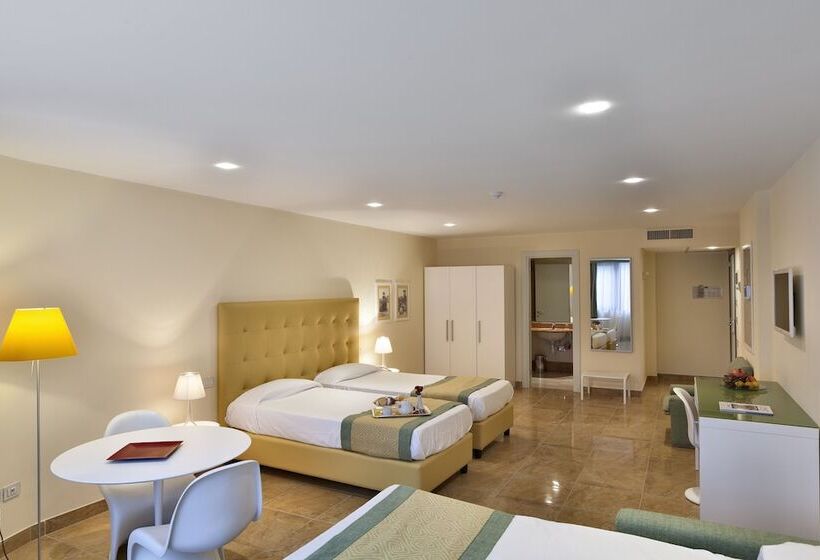 اتاق سوپریور سه تخته, Mercure Villa Romanazzi Carducci Bari
