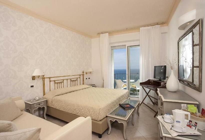 Номер Стандарт с Балконом, Posillipo