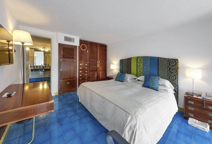 Люкс с Бассейном, San Montano Resort & Spa