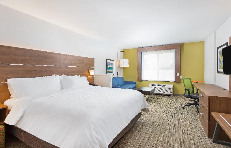 适合残疾人士使用的套间, Holiday Inn Express & Suites   La Grange, An Ihg
