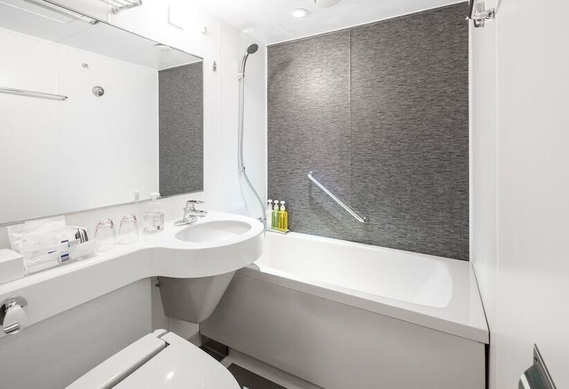 Номер Стандарт, Hakata Excel Hotel Tokyu