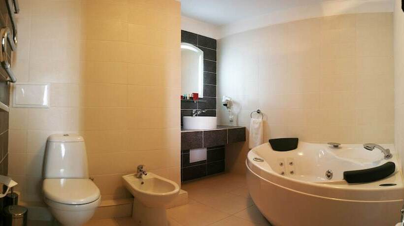 Suite Cama King, Kazakhstan