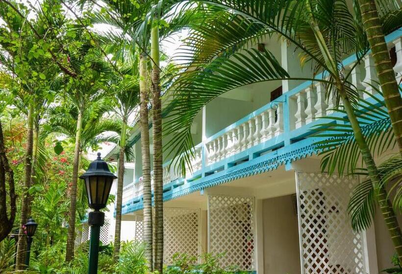 اتاق سوپریور با چشم‌انداز باغ, Legends Beach Resort
