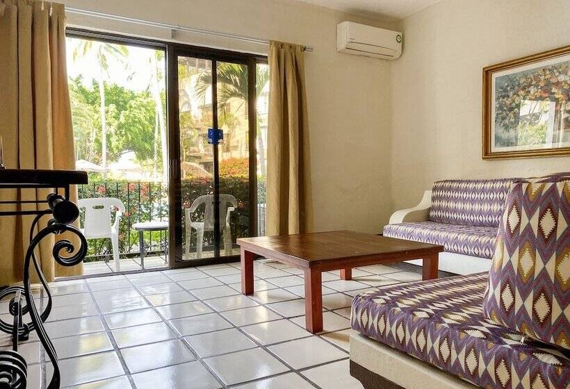 سوییت جونیور, Puerto De Luna Pet Friendly And Family Suites