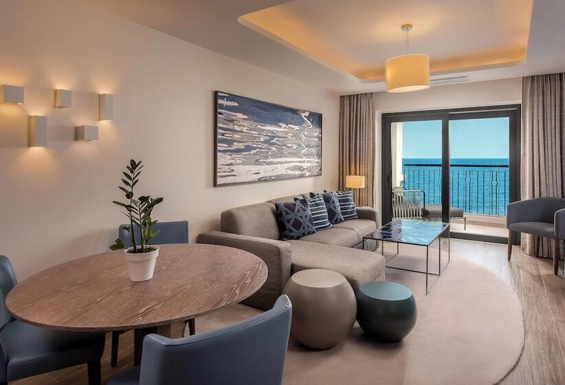 Deluxe Suite Sea View, The Westin Dragonara Resort, Malta