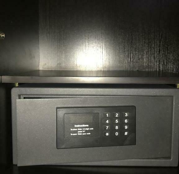 اتاق لوکس, Msquare Hotel Gra