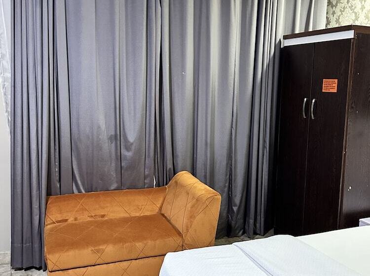 اتاق لوکس, Msquare Hotel Gra