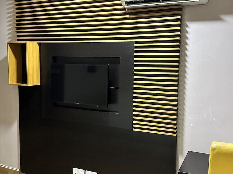 اتاق لوکس, Msquare Hotel Gra
