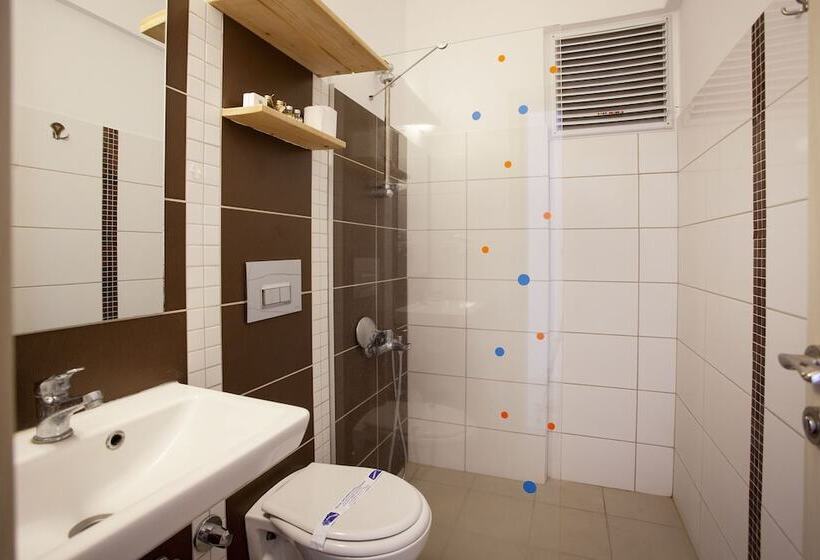 اتاق استاندارد, Zephyros City Otel