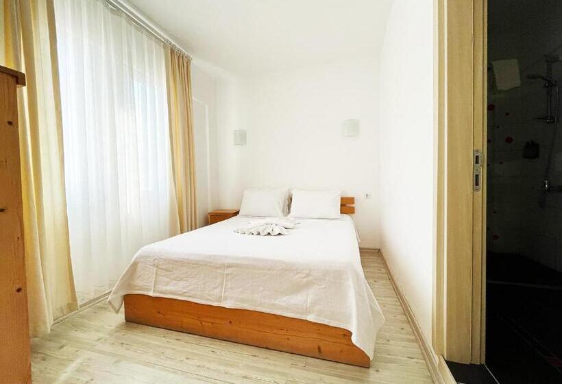 اتاق خانوادگی, Zephyros City Otel