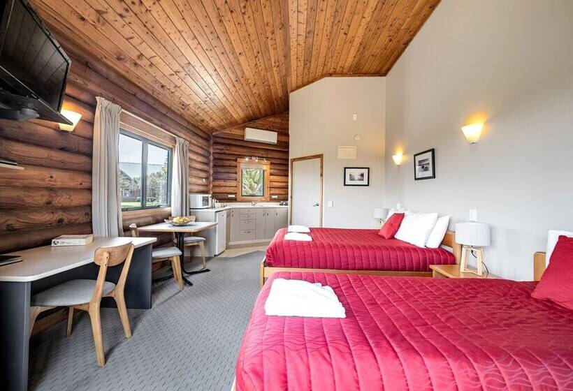 샬레, Shining Star Beachfront Accommodation