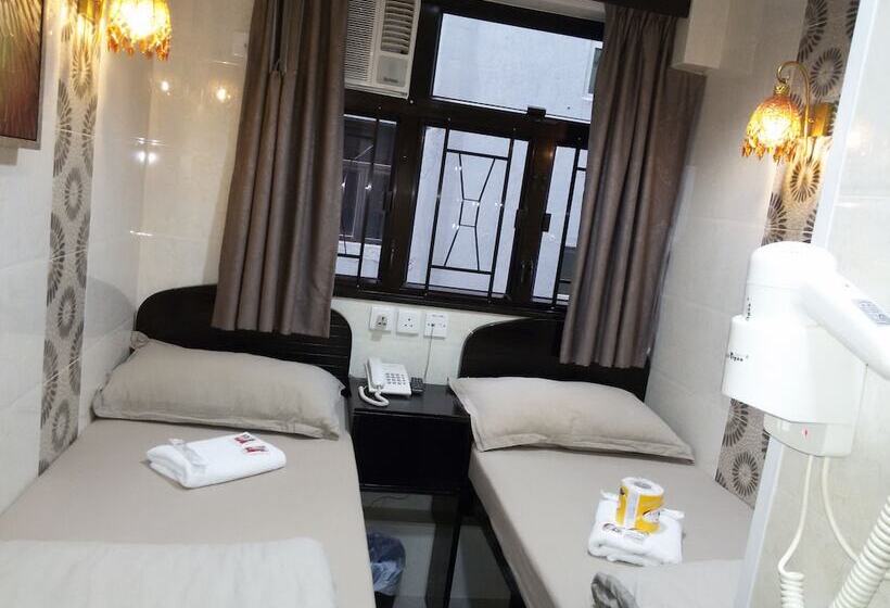 اتاق استاندارد, Tom's Guest House