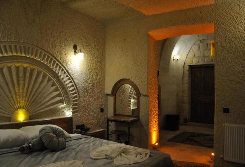 اتاق استاندارد با چشم‌انداز باغ, çavuşin Cave House Cappadocia