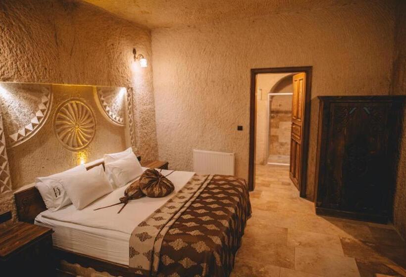 اتاق استاندارد با وان آب گرم, çavuşin Cave House Cappadocia