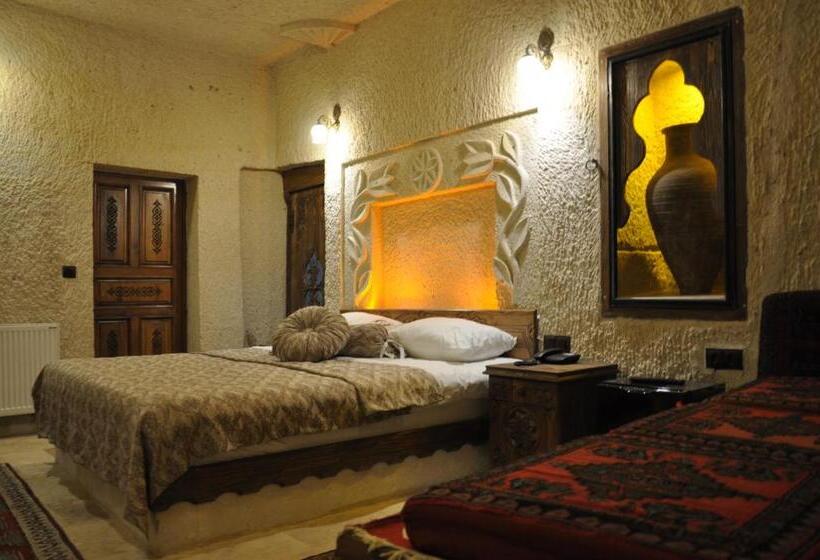 اتاق استاندارد سه نفره, çavuşin Cave House Cappadocia