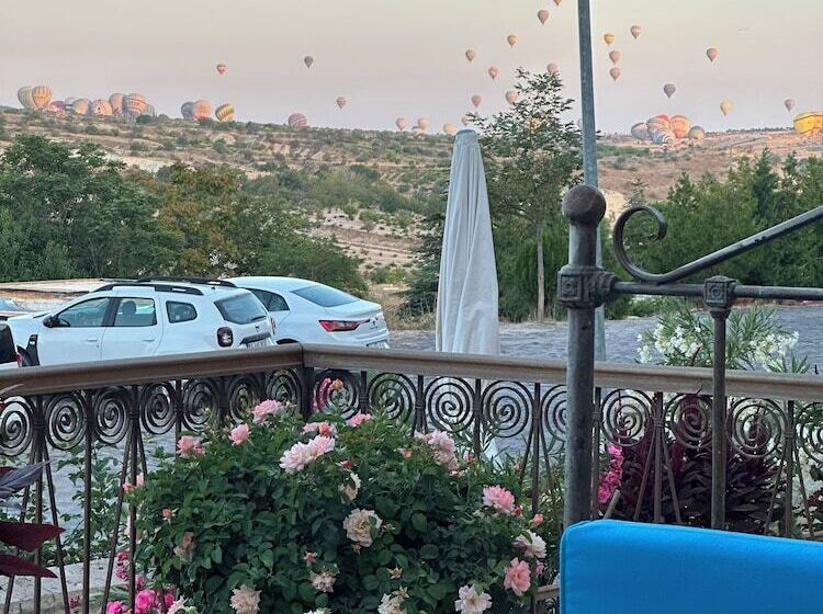 اتاق لوکس, Nostalji̇ Cave Sui̇t