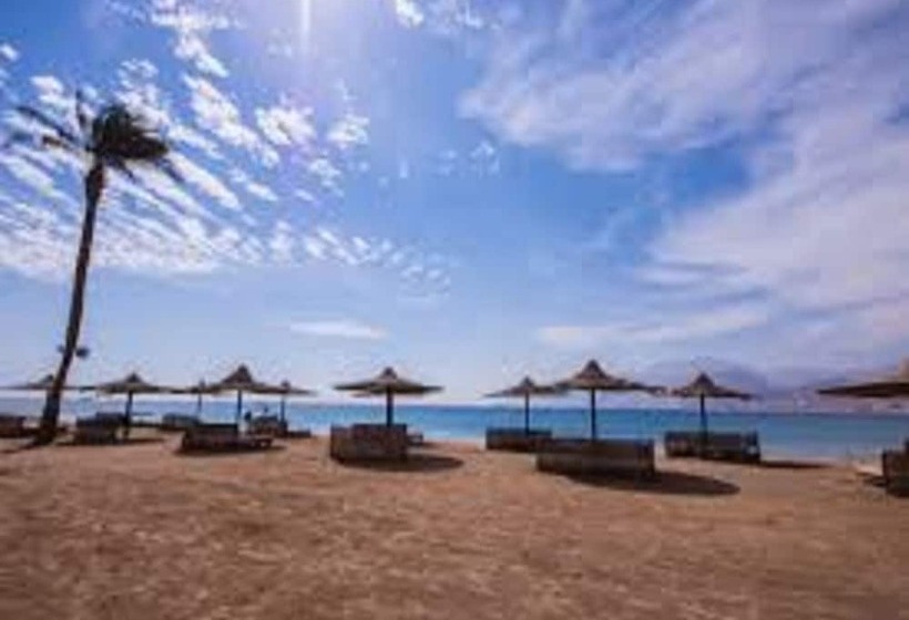 اتاق سوپریور با چشم‌انداز استخر, Jimmy Hotel Dahab