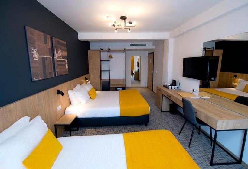 اتاق لوکس, City Inn