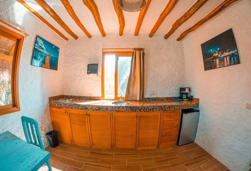 سوییت با چشم‌انداز استخر, Ensueño Holbox & Beach Club