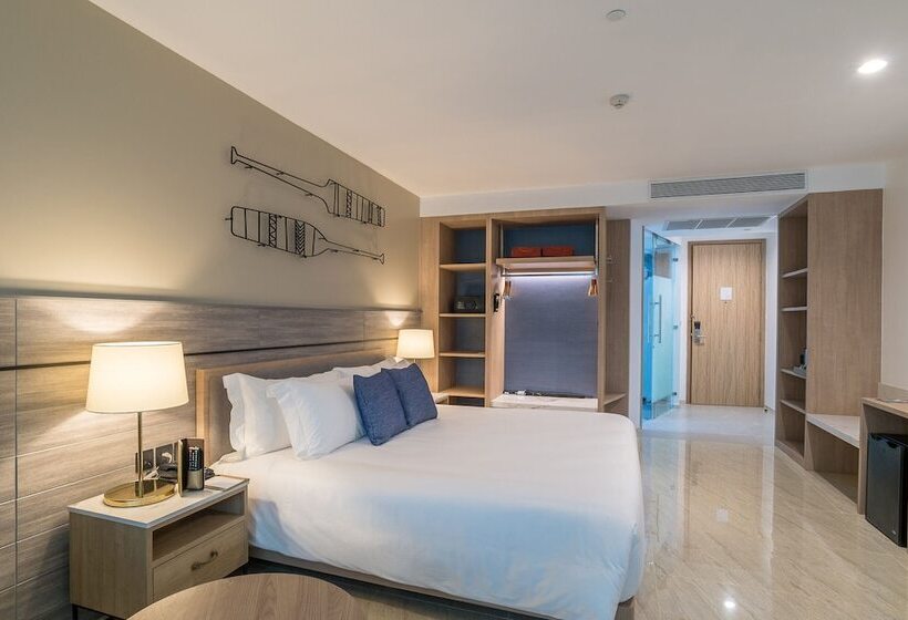 Номер Deluxe, Centara Ao Nang Beach Resort & Spa Krabi, Sha Plus