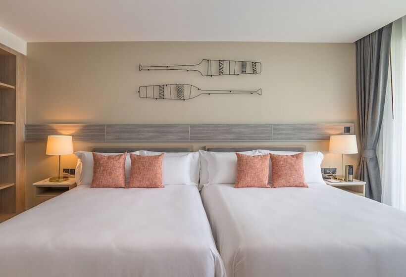 Номер Премиум, Centara Ao Nang Beach Resort & Spa Krabi, Sha Plus