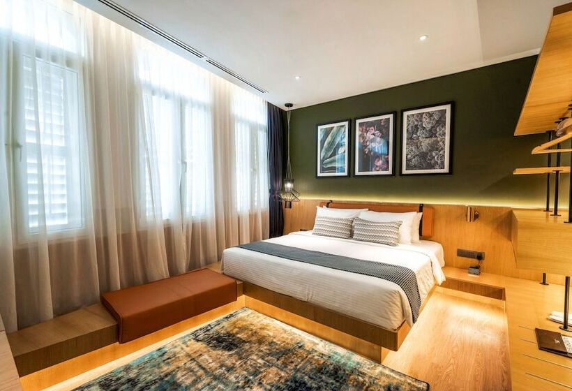 Люкс Семейный 2 Спальни, Macalister Hotel Managed By The Ascott Limited