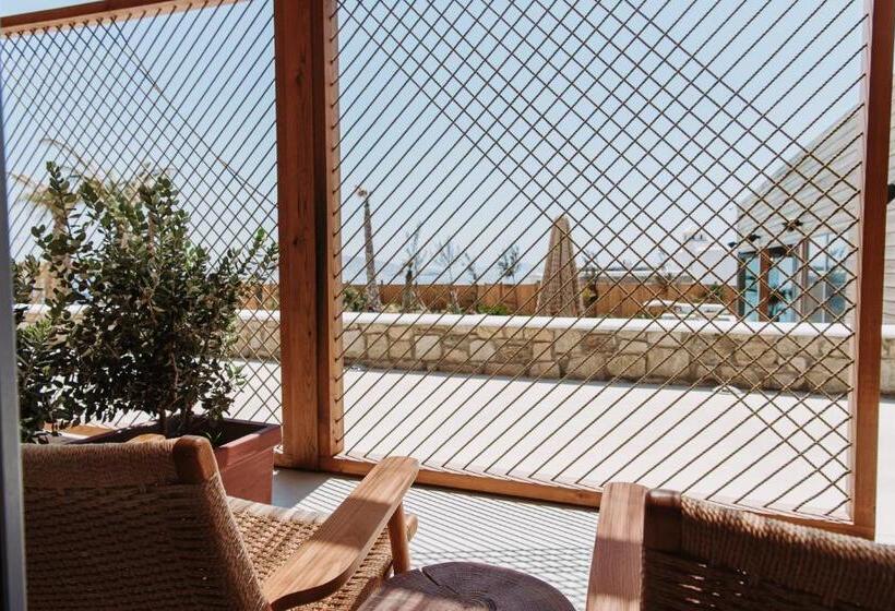 اتاق لوکس با چشم‌انداز دریا, Destino Anamar Mykonos