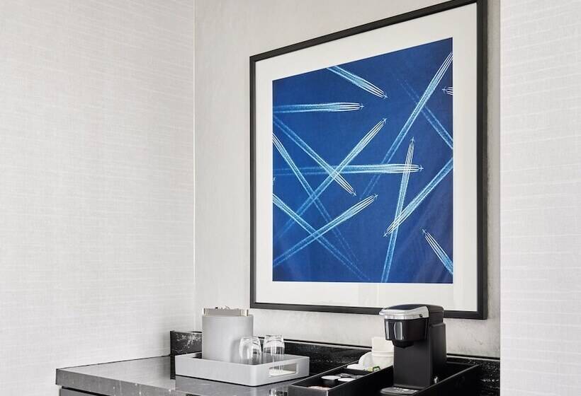 Номер Deluxe Адаптированный для Инвалидов, Loews Kansas City