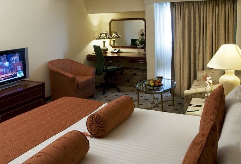 سوییت اجرایی, Avari Lahore