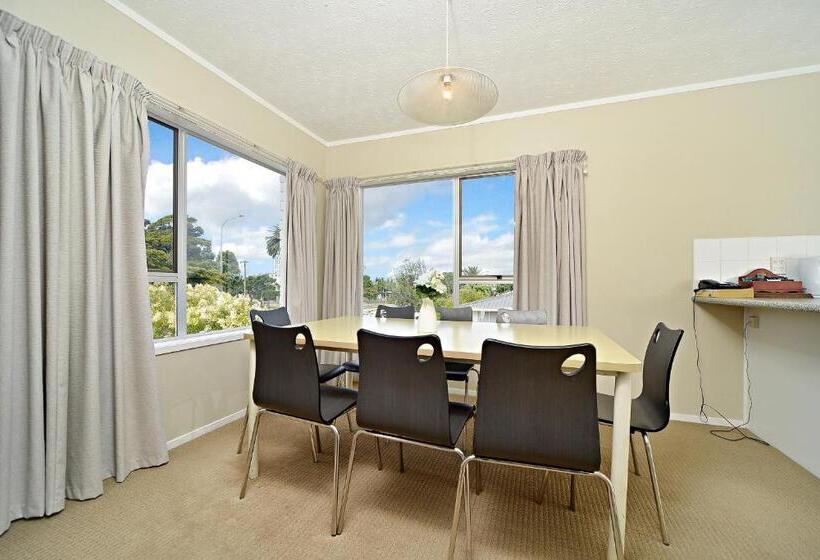 Апартаменты 3 Спальни, Takapuna Motor Lodge