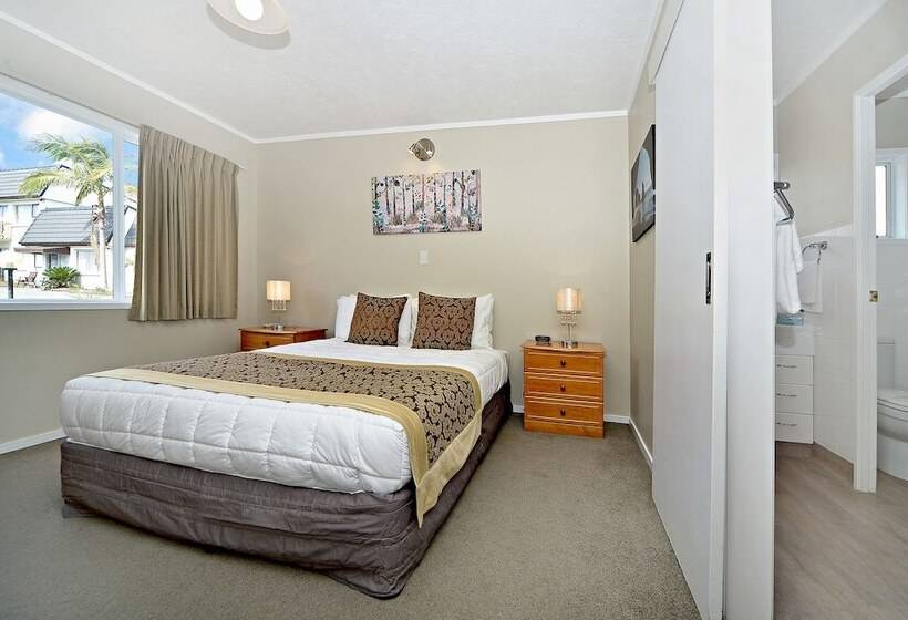 Апартаменты 3 Спальни, Takapuna Motor Lodge