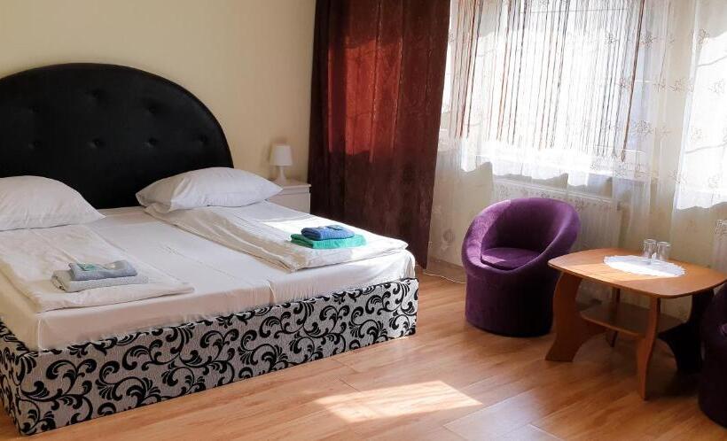 اتاق استاندارد, Etna   Hostel  Noclegi Rzeszów