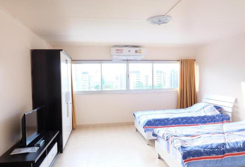 Номер Deluxe, Smart Residence @ Muengthongthani