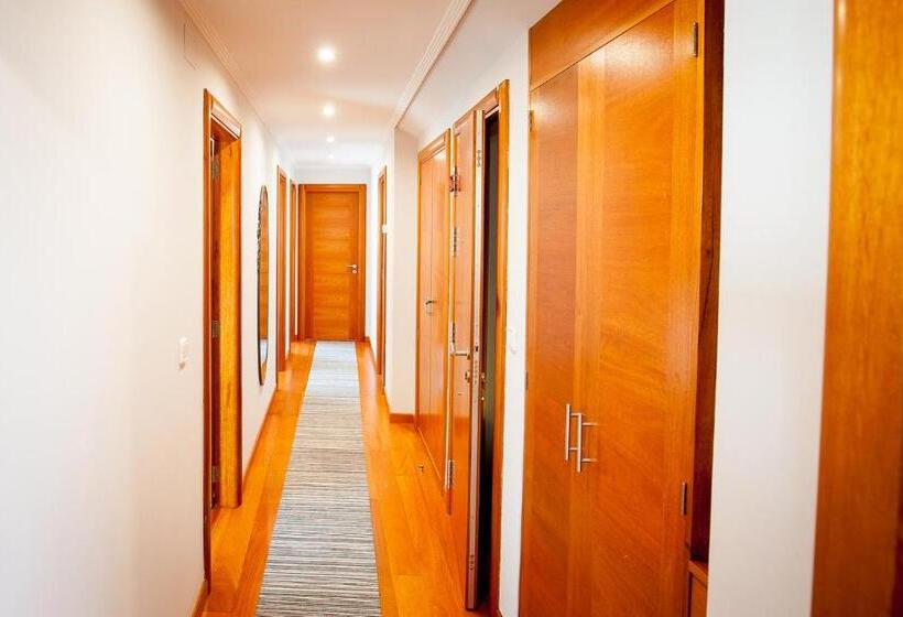 带1个卧室的顶楼公寓, Apartamentos Villa Zoila Baiona