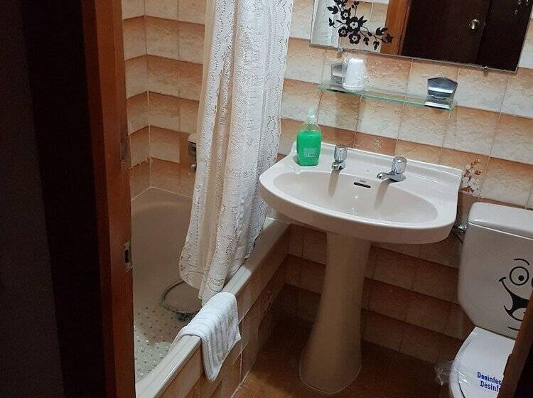 Номер Стандарт, Hostal Los Arcos