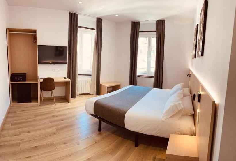 غرفة سوبيريور, Hostal Sol Square Madrid