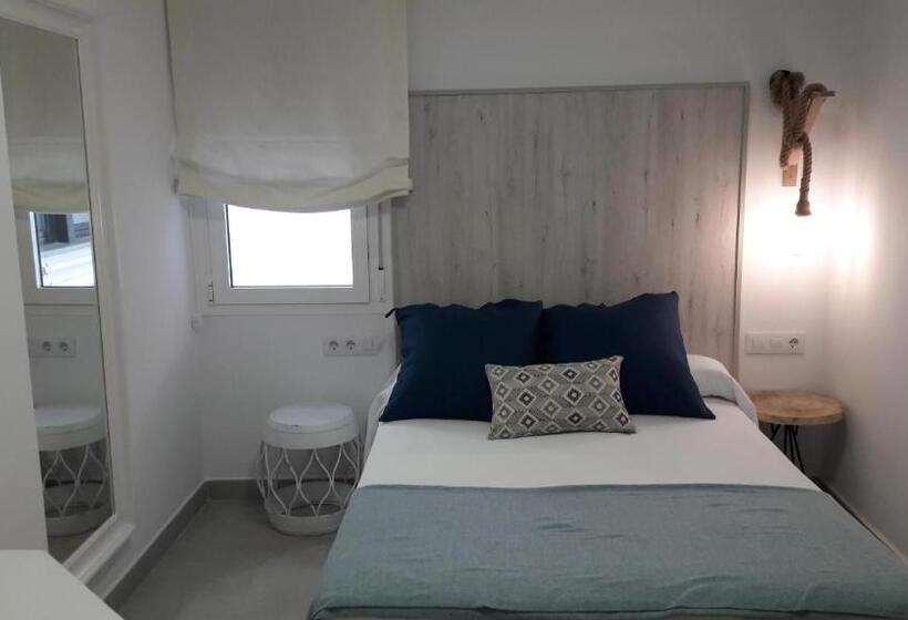 اتاق سوپریور یک تخته, Hostal Cervantes Playa