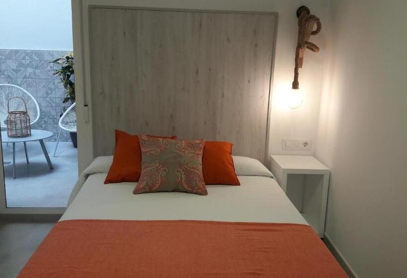 اتاق سوپریور یک تخته, Hostal Cervantes Playa