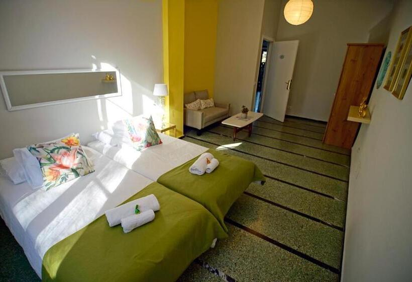 Quarto Estandar Banheiro Compartilhado, Casa Kilig