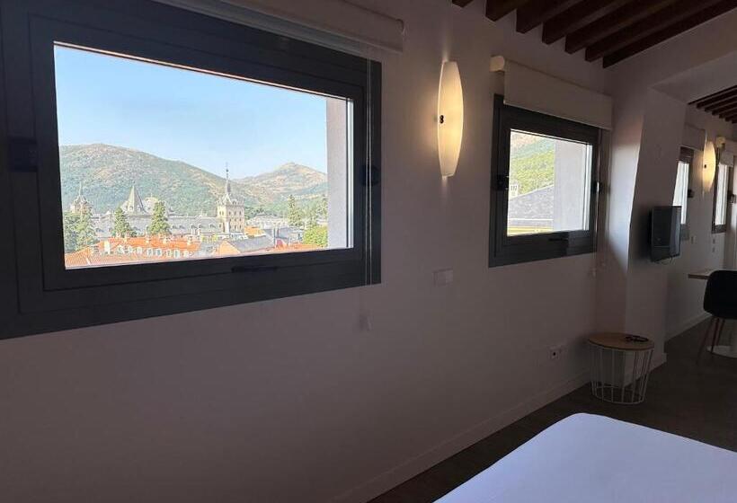 مجموعه ویستا شهر, San Lorenzo Suites