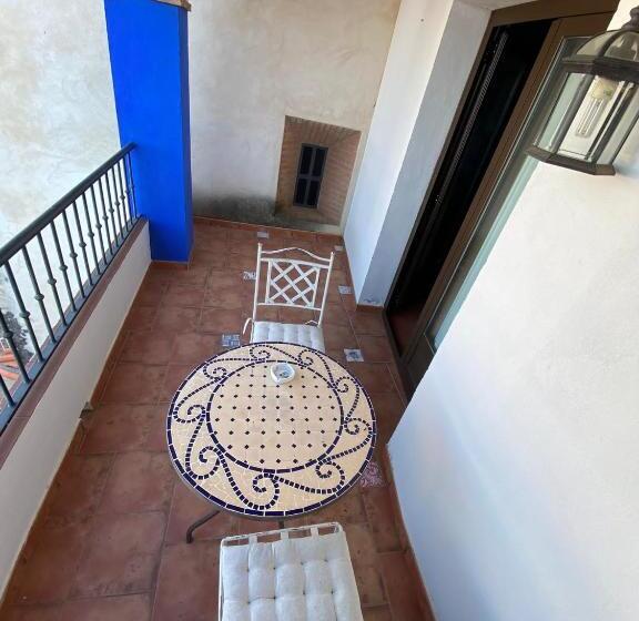 اتاق لوکس, Rural La Posada De Las Cigüeñas