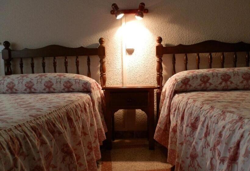اتاق استاندارد, Hostal San Poul