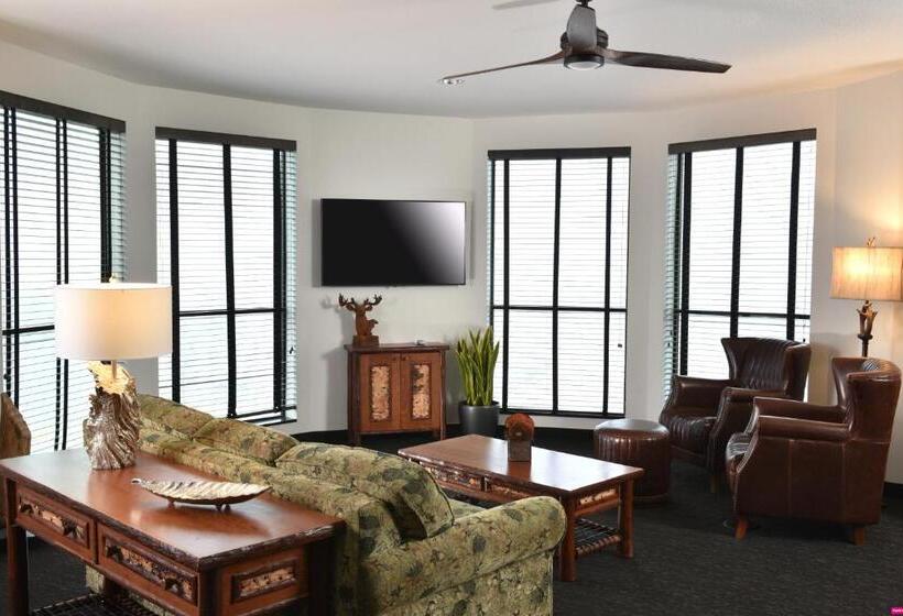 Полулюкс, Stoney Creek Hotel Tulsa   Broken Arrow