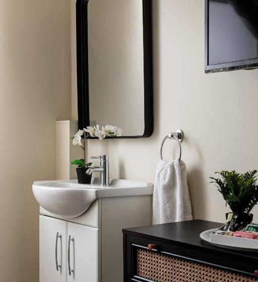 اتاق استاندارد یک نفره, Brayford House Carholme Road