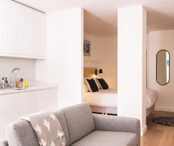Студия Стандарт, Hiding Space   Westgate Apartments