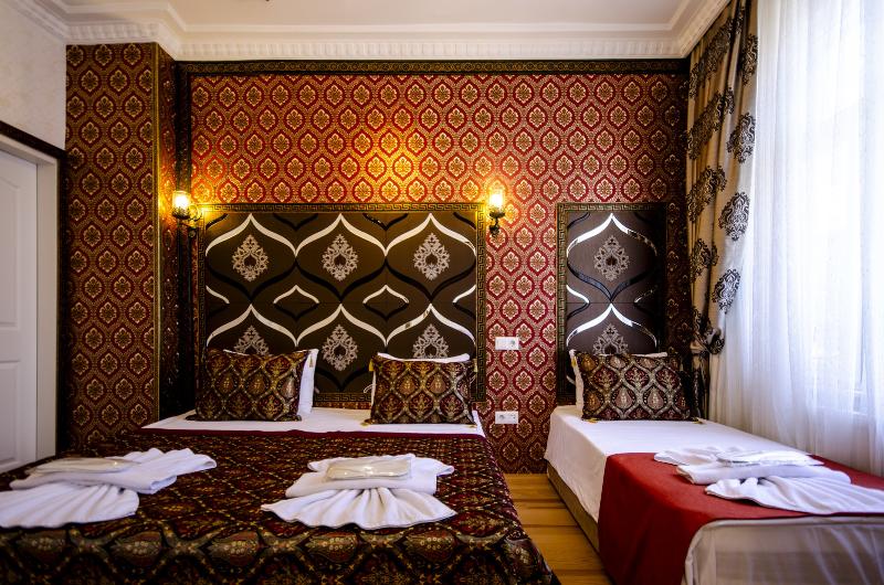 اتاق لوکس سه تخته, Paris Garden Hotel Istanbul