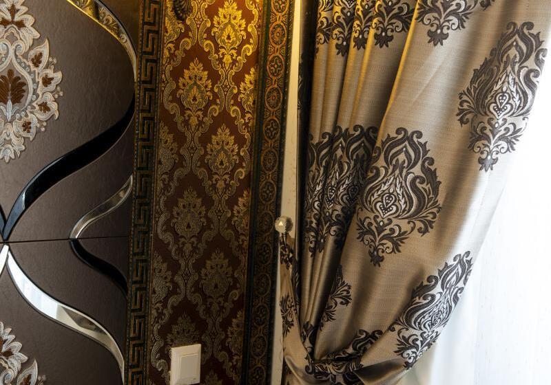 اتاق لوکس سه تخته, Paris Garden Hotel Istanbul