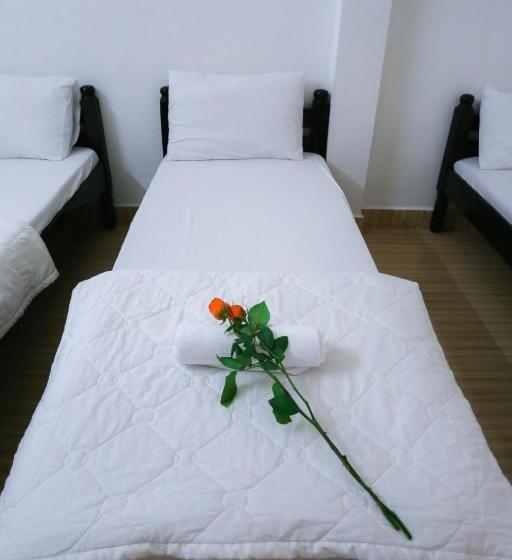اتاق خانوادگی, Sea Homestay