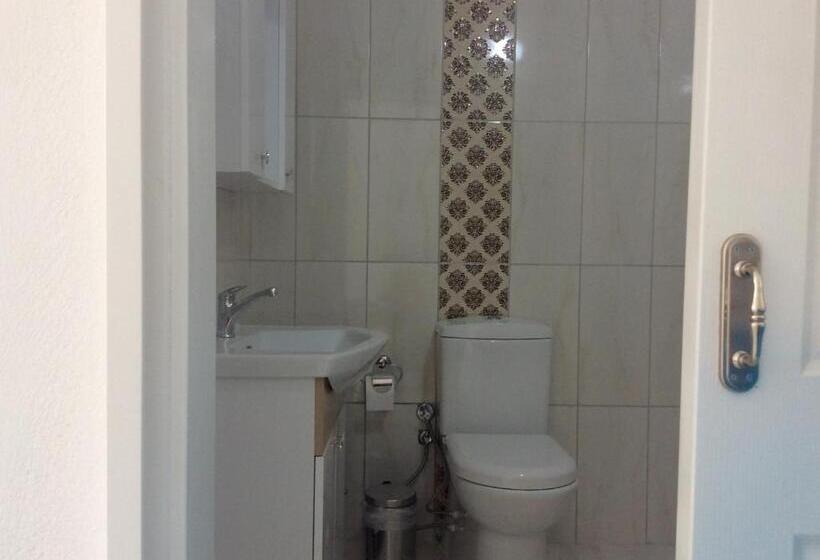Трехместный Номер Комфорт, Sunset Boutique Hotel & Apartments