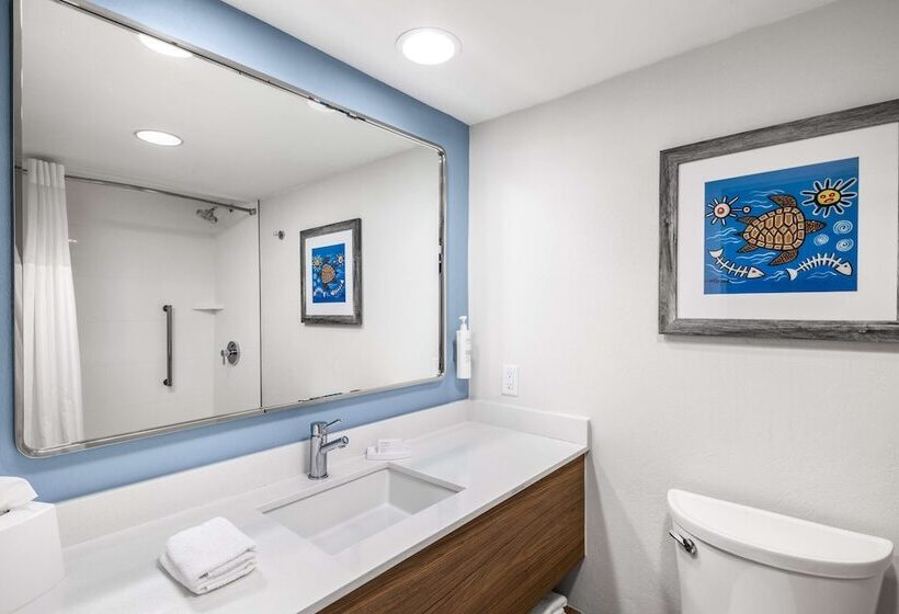 اتاق استاندارد با 2 تخت دوبل, Hampton Inn & Suites San Juan